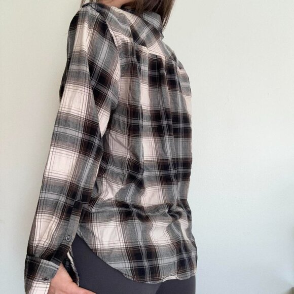 H&M Plaid Button-Up shirt grey, brown white - Picture 4 of 4